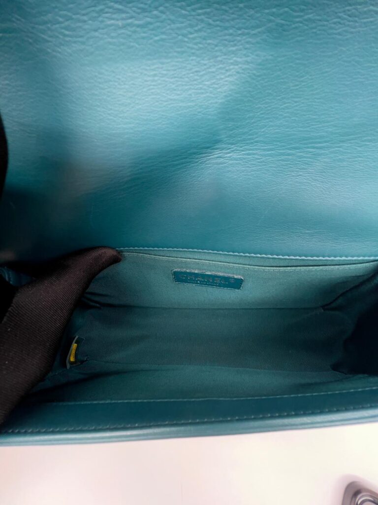 Boy 25 Dark Green RHW