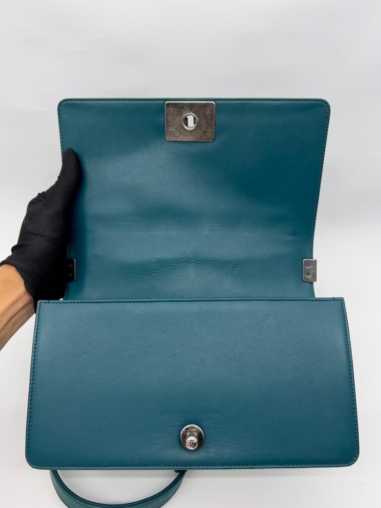 Boy 25 Dark Green RHW