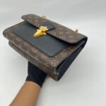 Victoire Monogram Noir