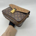 Metis Monogram Reverse