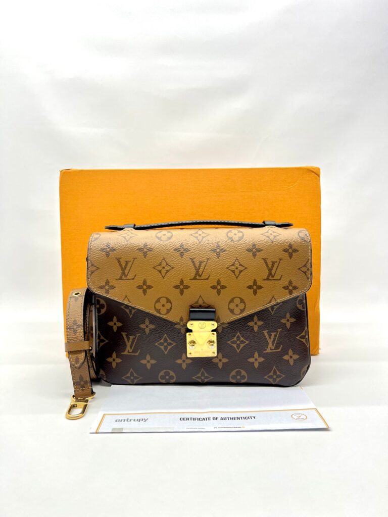 Metis Monogram Reverse