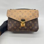 Metis Monogram Reverse