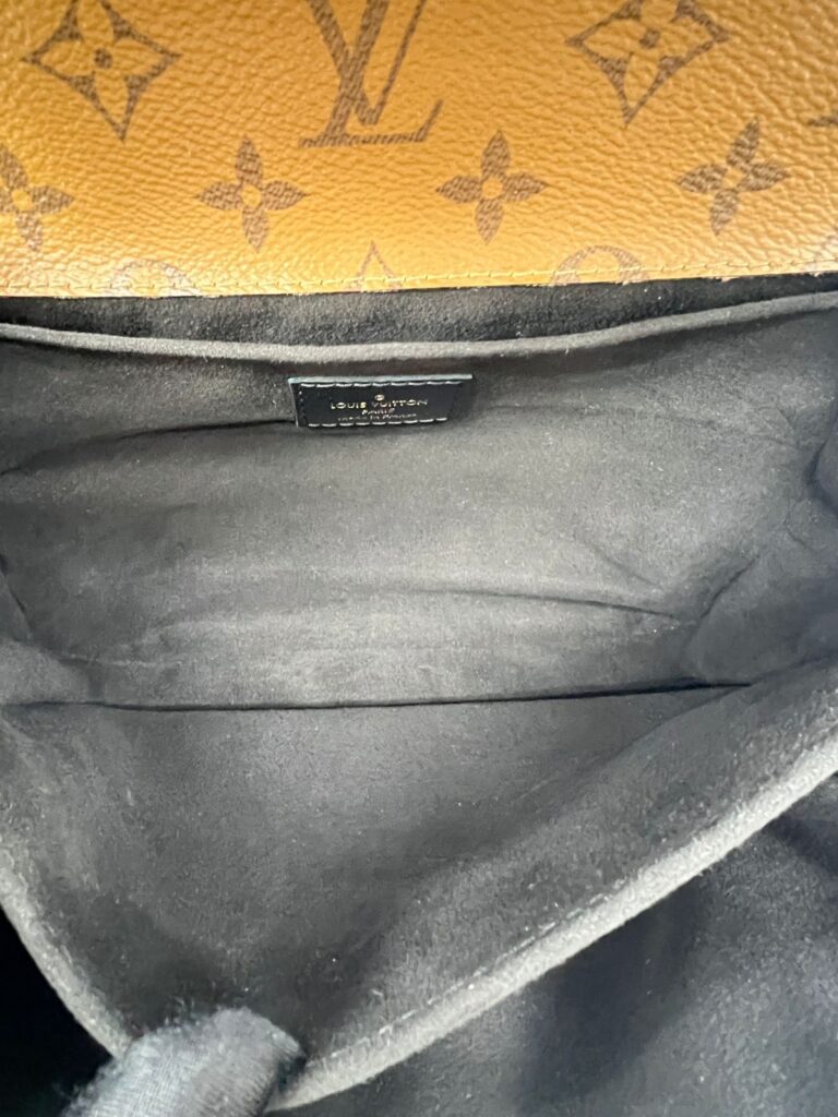 Metis Monogram Reverse