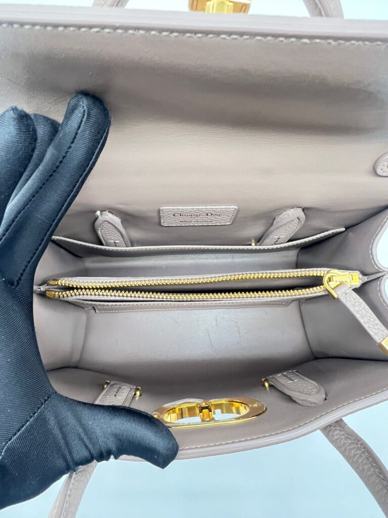 30 Montaigne St Honore Tote Grained Warm Taupe Ghw