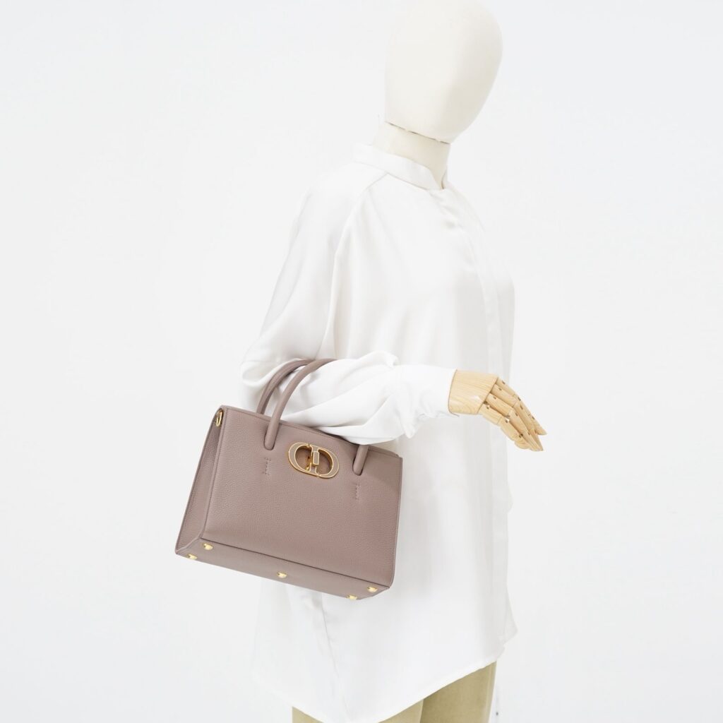 30 Montaigne St Honore Tote Grained Warm Taupe Ghw