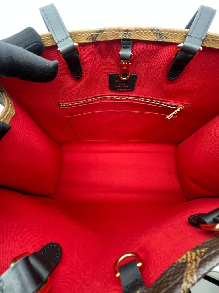 OTG MM Giant Monogram Reverse Ghw