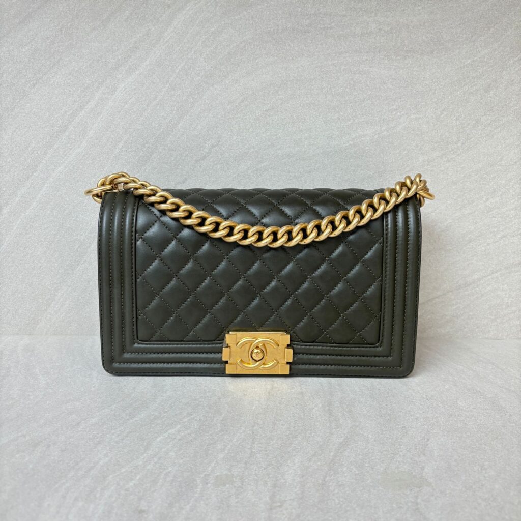 Boy 25 Lambskin Dark Green Ghw