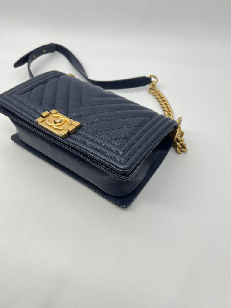 Boy 25 Caviar Navy GHW