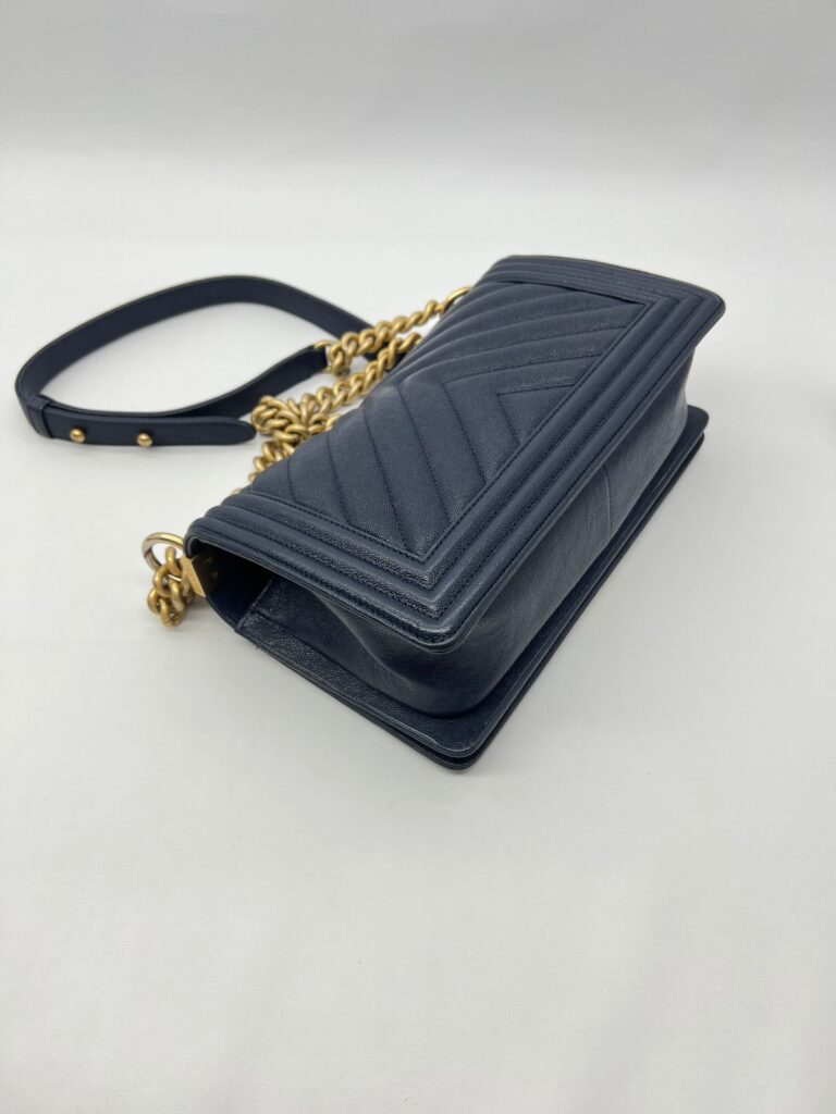 Boy 25 Caviar Navy GHW