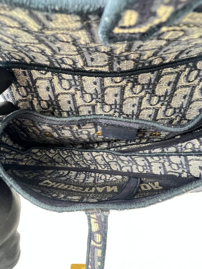 Saddle Medium Canvas Blue Oblique