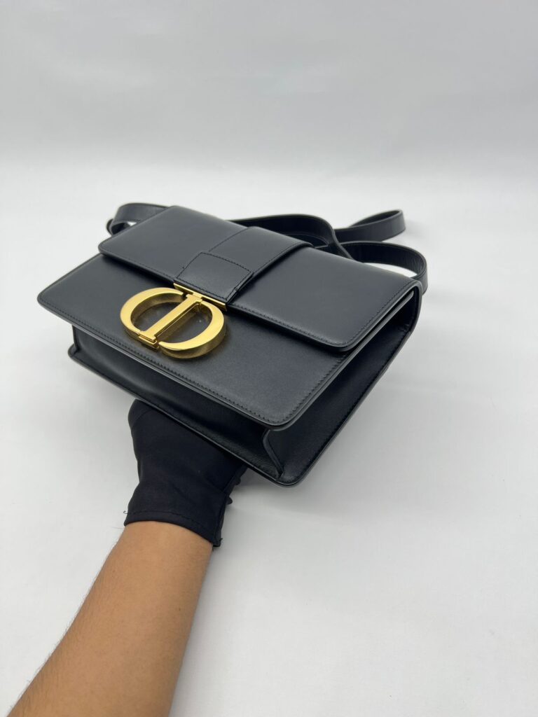 30 Montaigne Smooth Black GHW