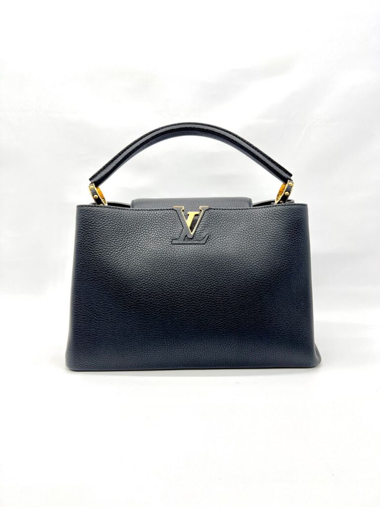 Capucines MM Taurillon Black