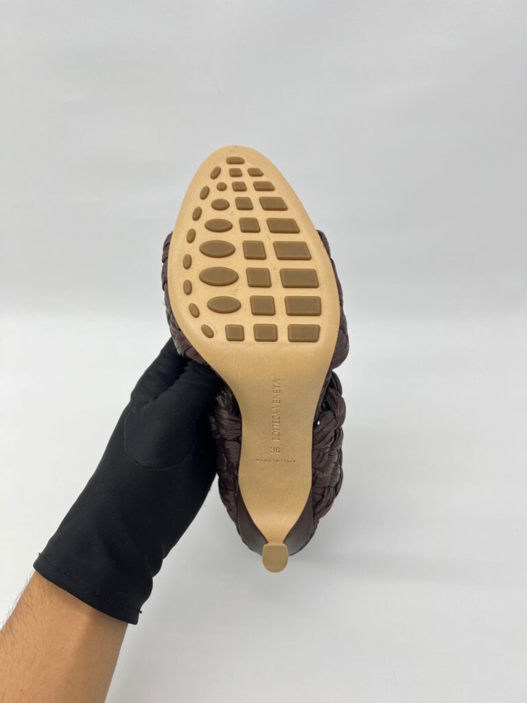 The Curved Heels Bitter Chocolate