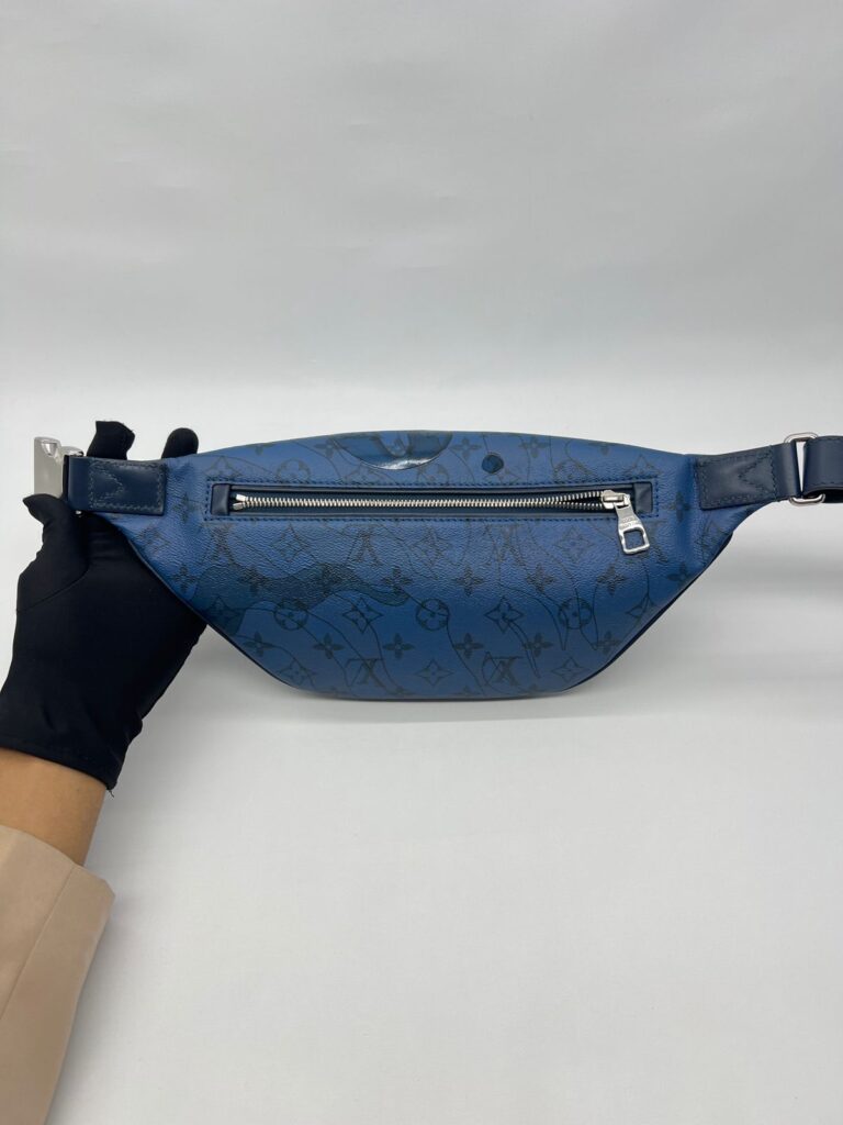 Discovery Bumbag Monogram Abyss Blue Aquagarden