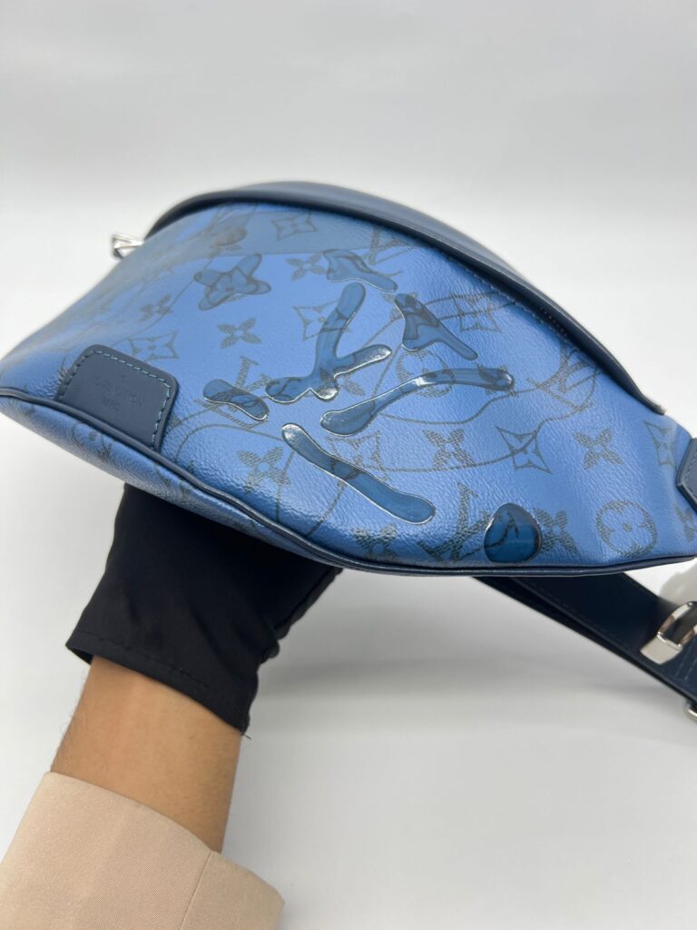 Discovery Bumbag Monogram Abyss Blue Aquagarden