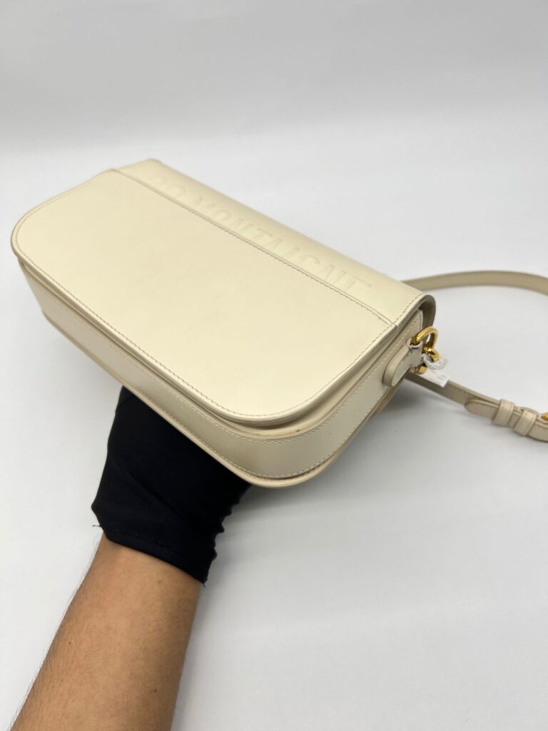 30 Montaigne Avenue Smooth Dusty Ivory