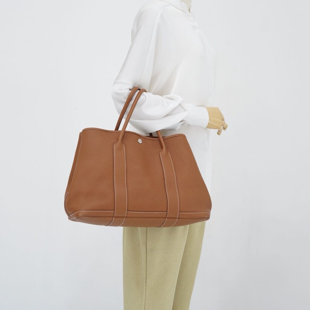 Garden Party 36 Negonda Gold PHW