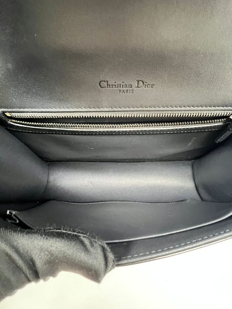 Diorama Flap Metallic Calfskin Dark Grey