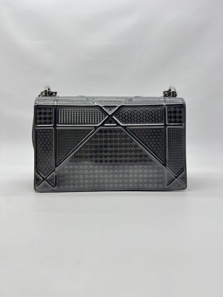 Diorama Flap Metallic Calfskin Dark Grey