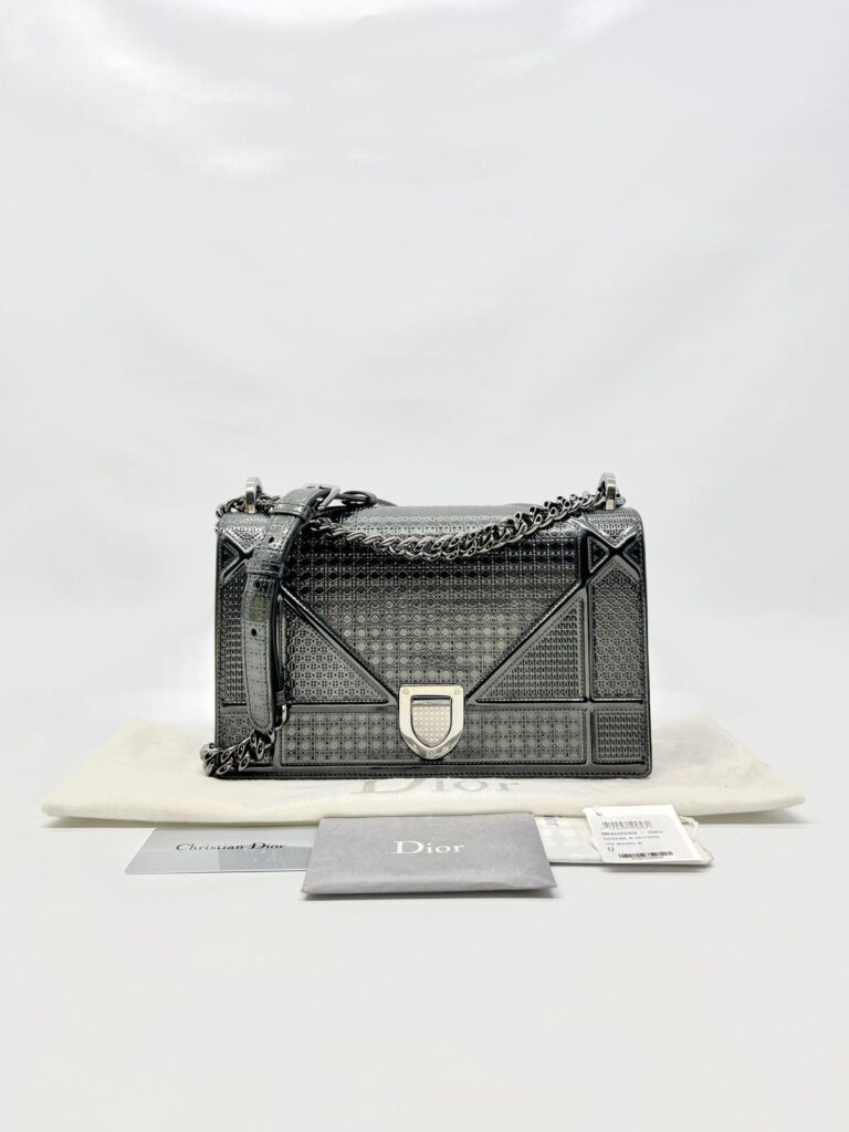 Diorama Flap Metallic Calfskin Dark Grey