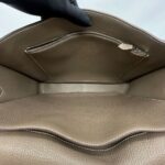 Steve Caporal Messenger Clemence Etoupe