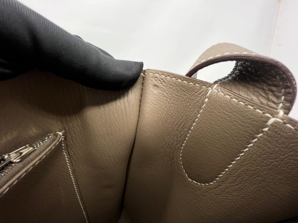 Steve Caporal Messenger Clemence Etoupe