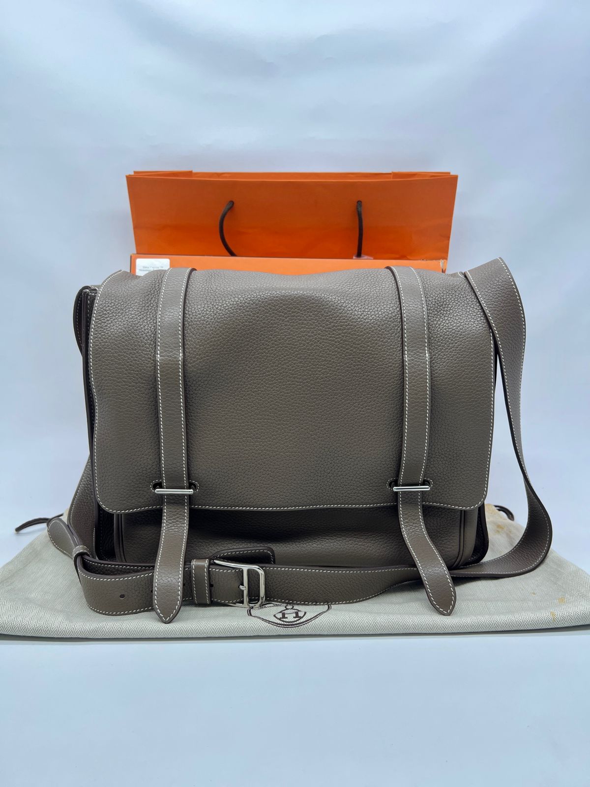 Steve Caporal Messenger Clemence Etoupe