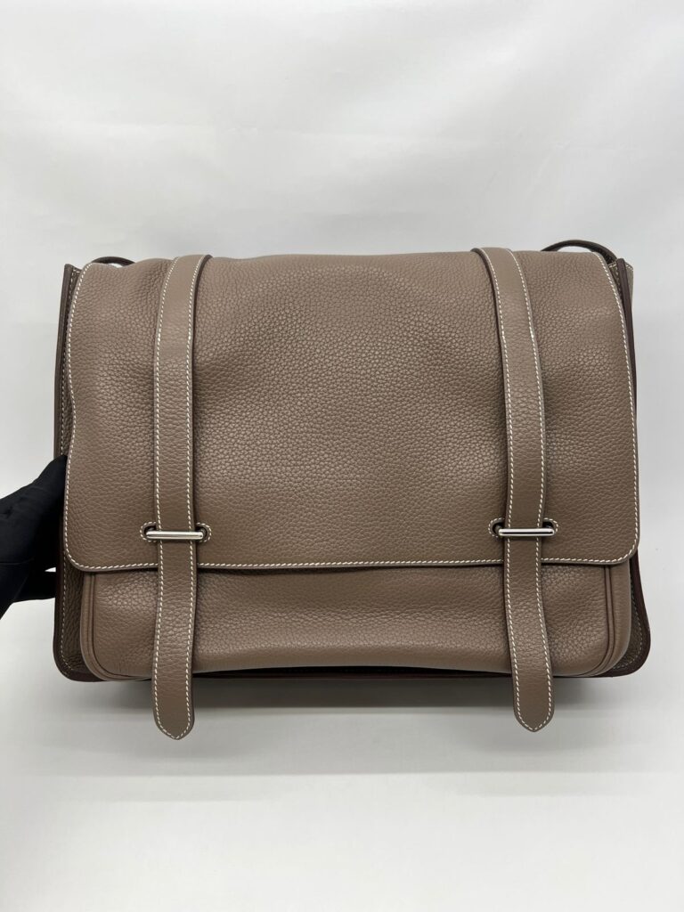 Steve Caporal Messenger Clemence Etoupe