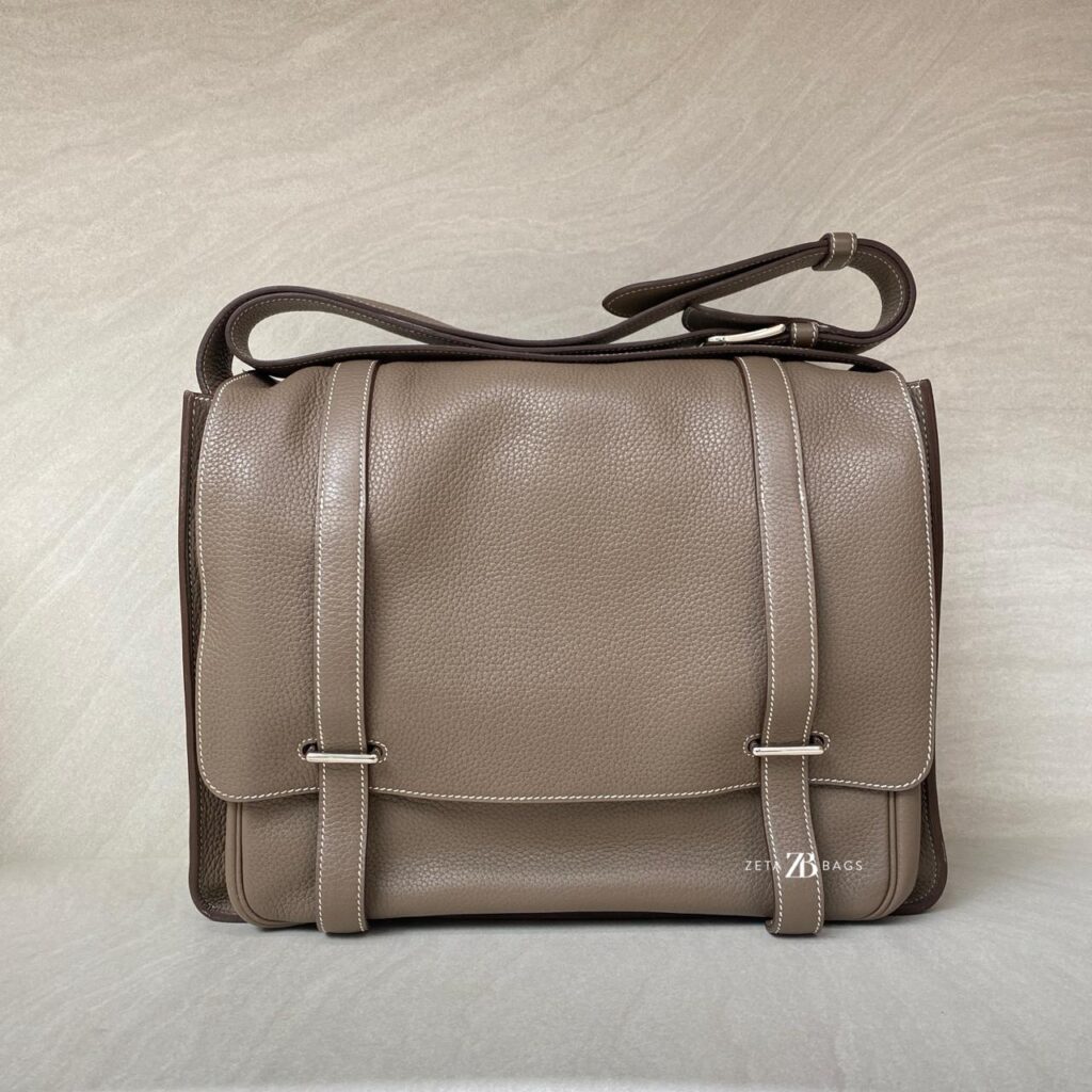 Steve Caporal Messenger Clemence Etoupe