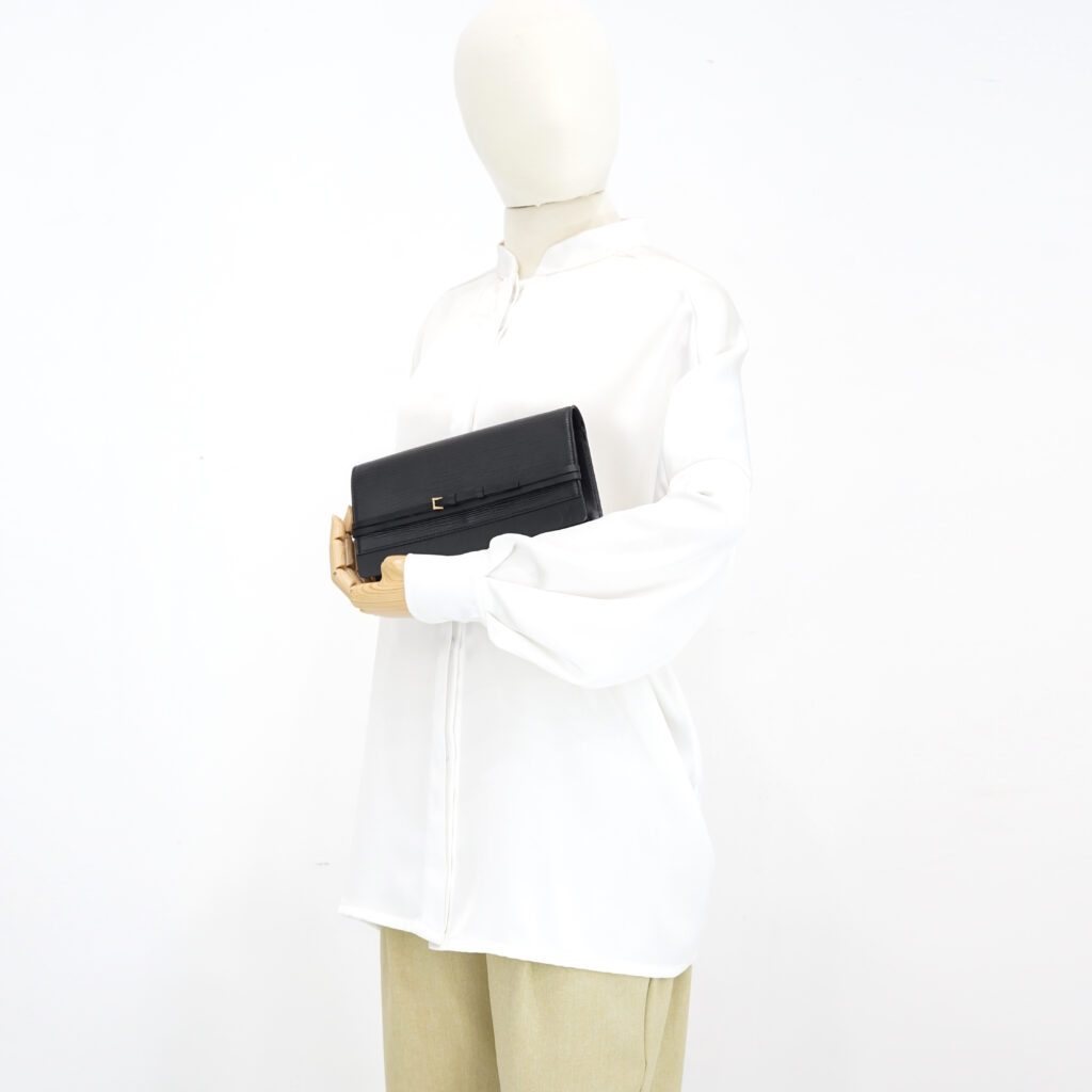 Louis Vuitton Epi Honfleur Clutch Black GHW