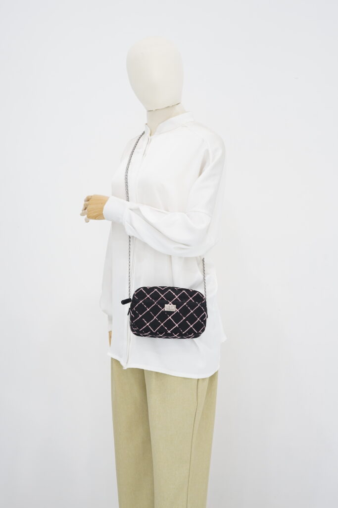 Chanel Reissue Camera Bag Jersey Black Pink