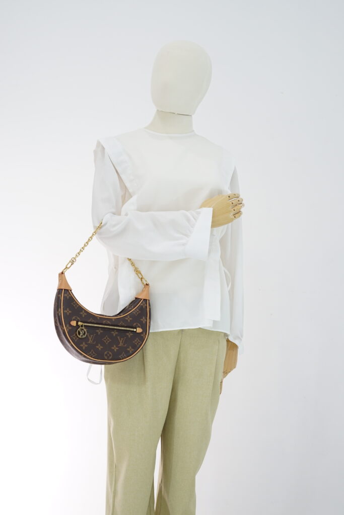 Louis Vuitton Loop Hobo Monogram GHW