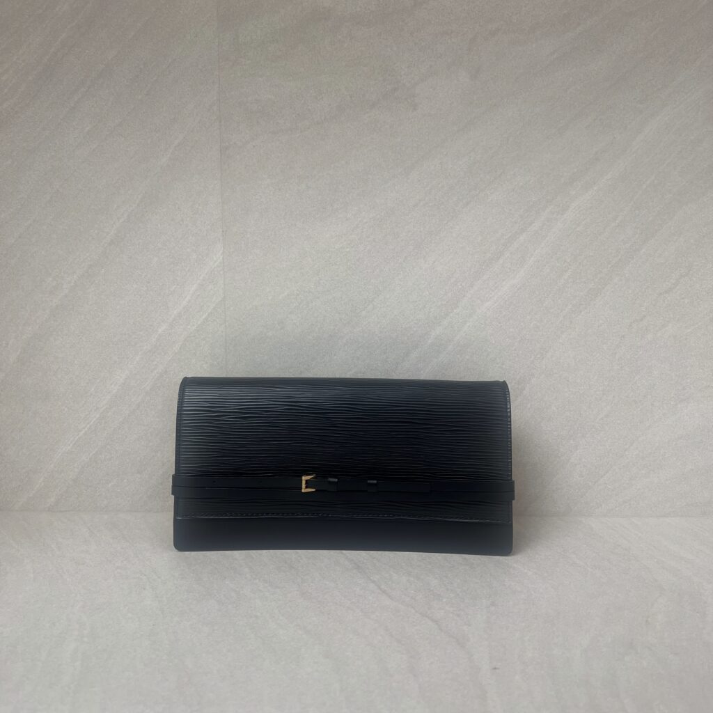 Louis Vuitton Epi Honfleur Clutch Black GHW