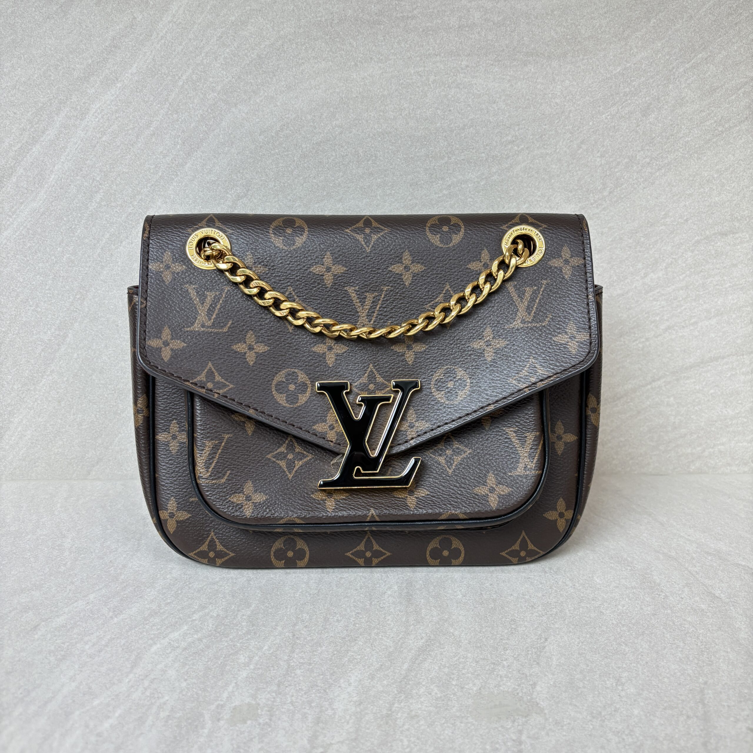 Louis Vuitton Passy Monogram GHW