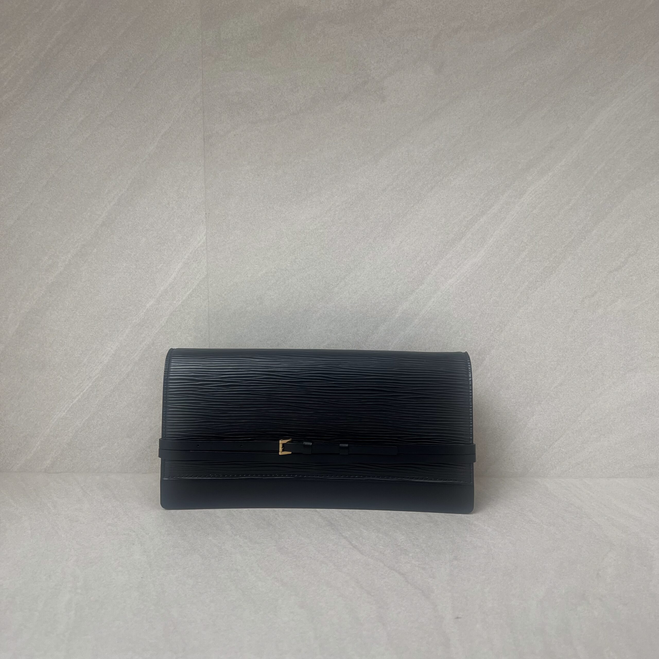 Louis Vuitton Epi Honfleur Clutch Black GHW