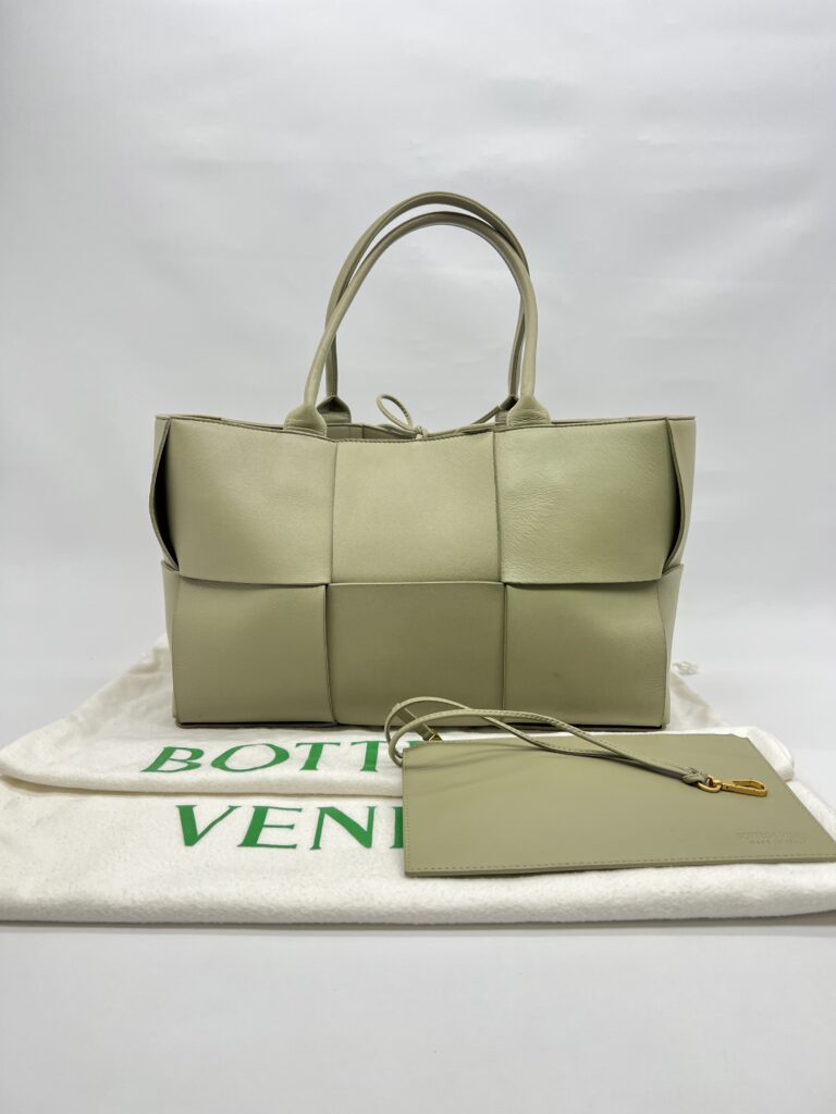 Bottega Veneta Arco Tote Travertine GHW