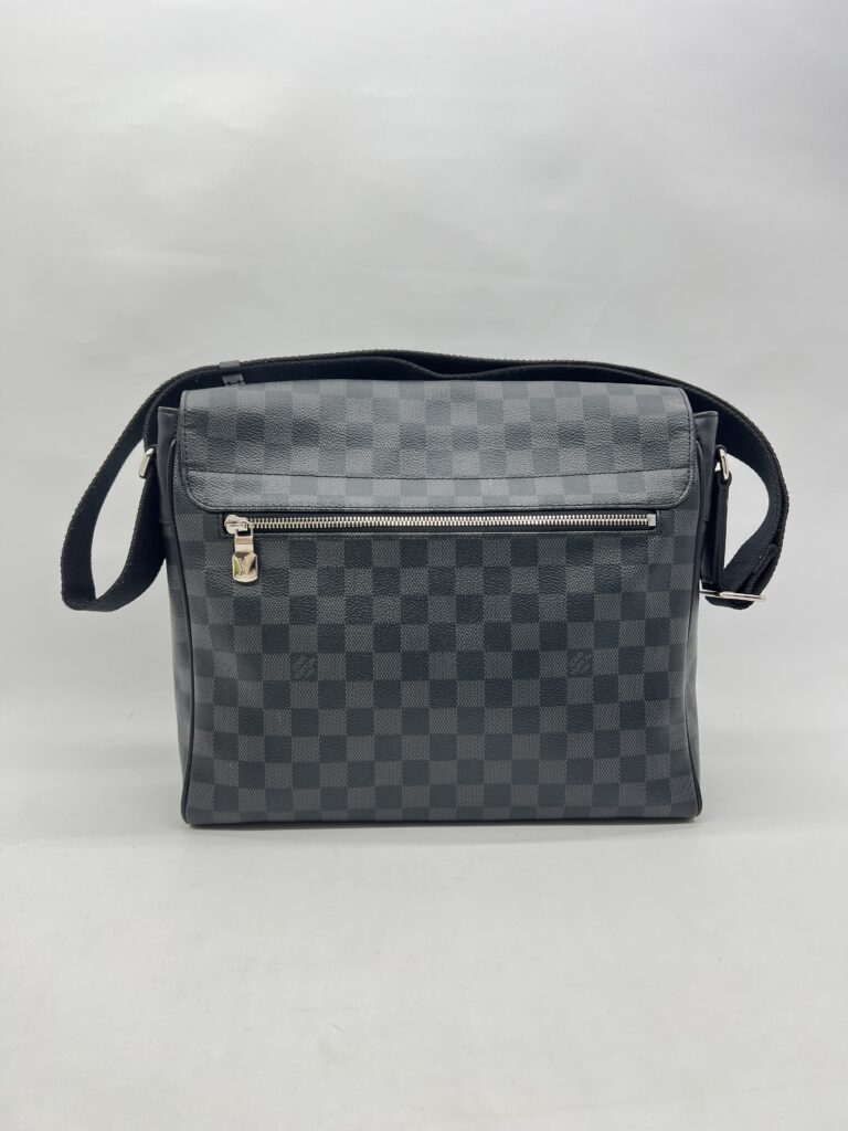 Louis Vuitton District Damier Graphite Black