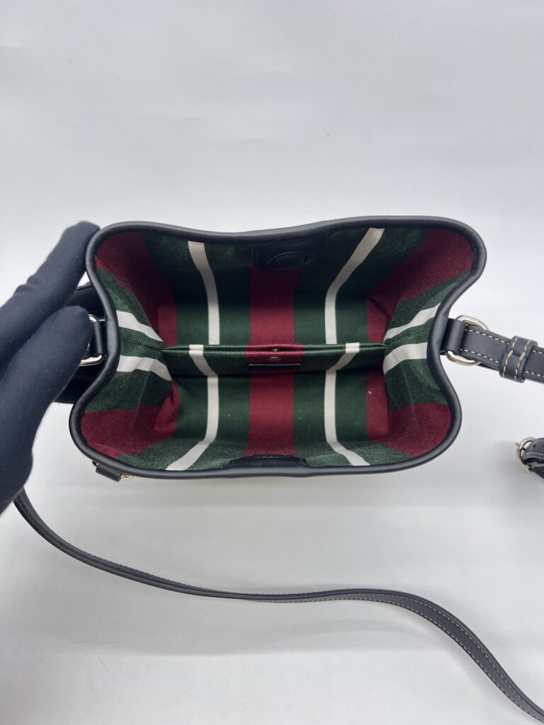 Gucci GG Emblem Small Bucket GG Supreme Black LGHW