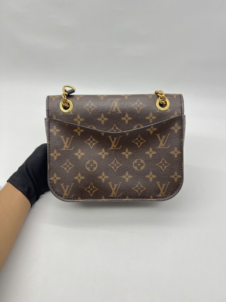 Louis Vuitton Passy Monogram GHW