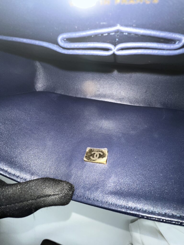 Chanel Medium Classic D. Flap Caviar Navy LGHW