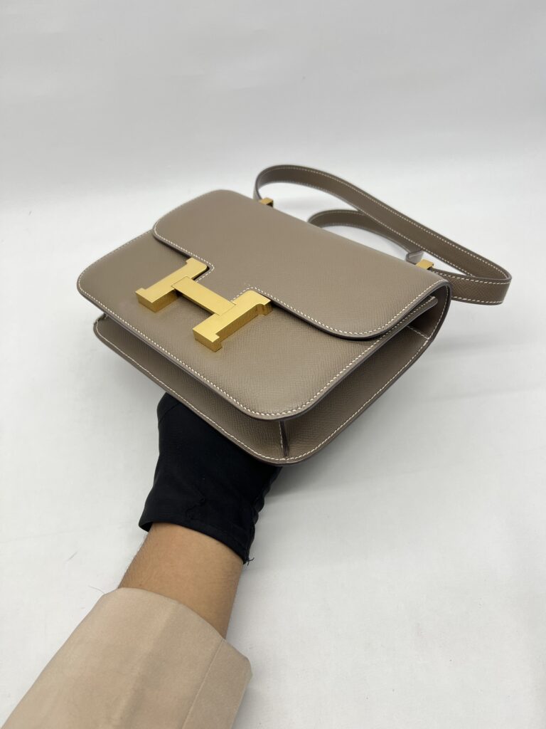 Hermes Constance 24 Etoupe Epsom GHW