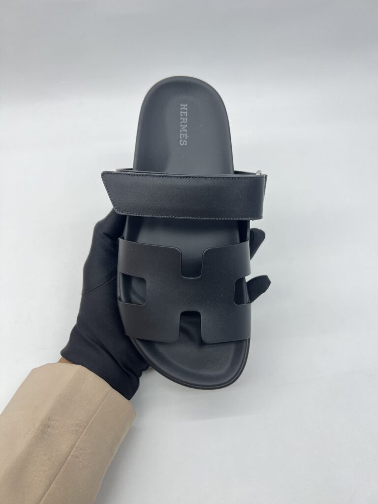 Hermes Chypre Sandals Noir