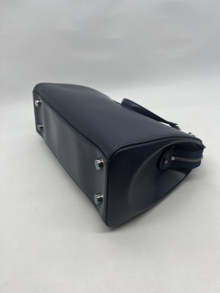 Louis Vuitton Brea MM Epi Indigo SHW