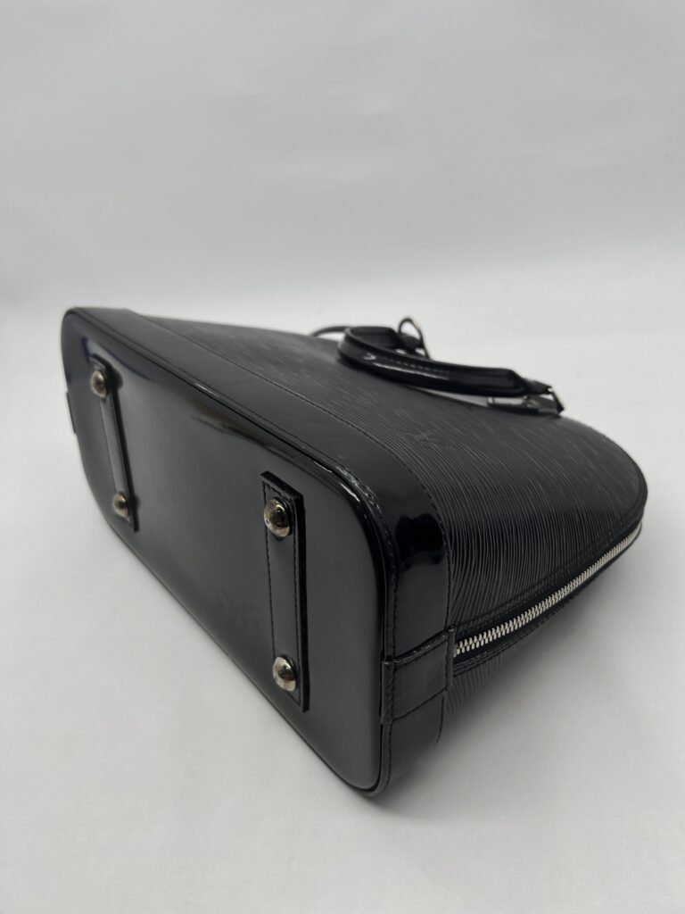 Louis Vuitton Alma PM Epi Black SHW