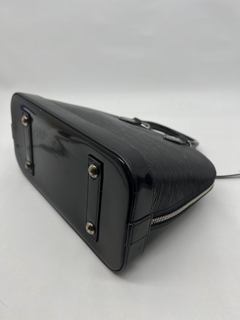 Louis Vuitton Alma PM Epi Black SHW