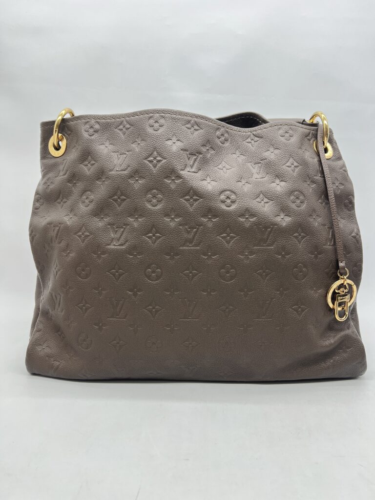 Louis Vuitton Artsy GM Monogram GHW