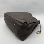 Louis Vuitton Artsy GM Monogram GHW
