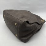 Louis Vuitton Artsy GM Monogram GHW