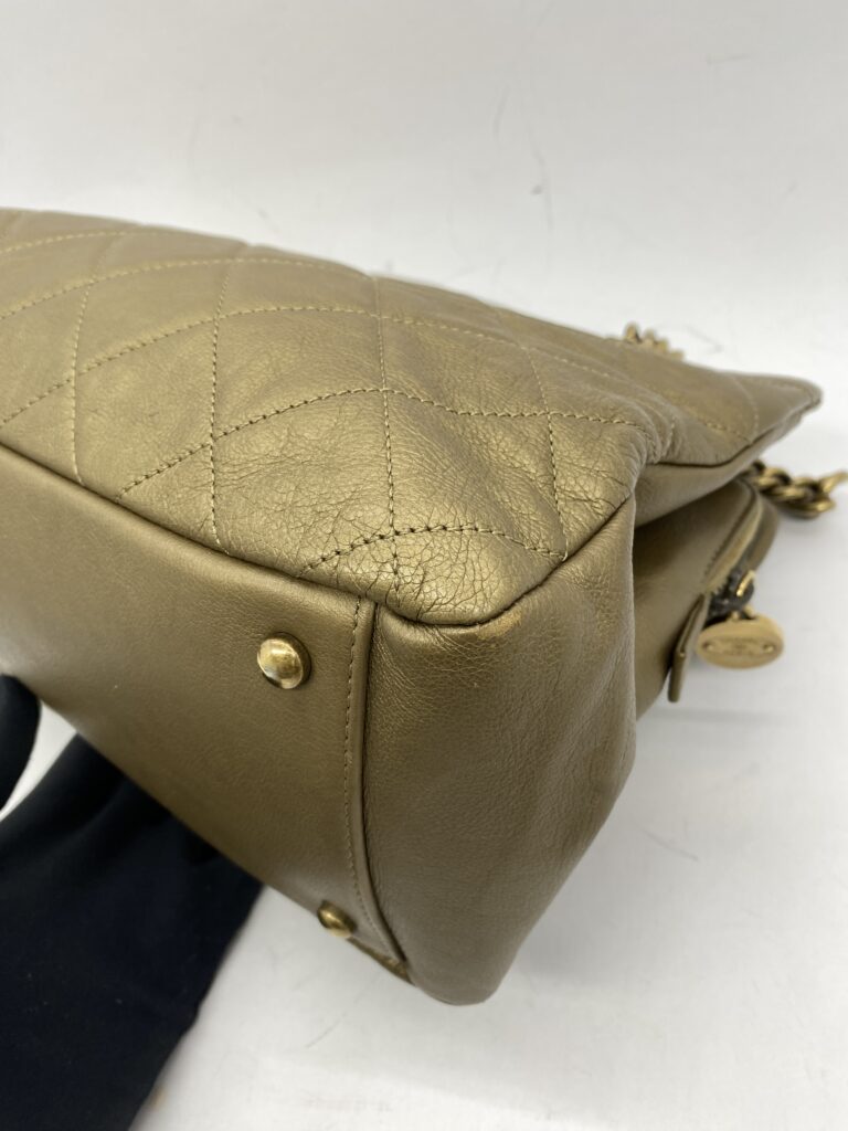 Chanel CC Crown Bag Gold GHW