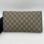 Gucci Clutch GG Supreme Brown